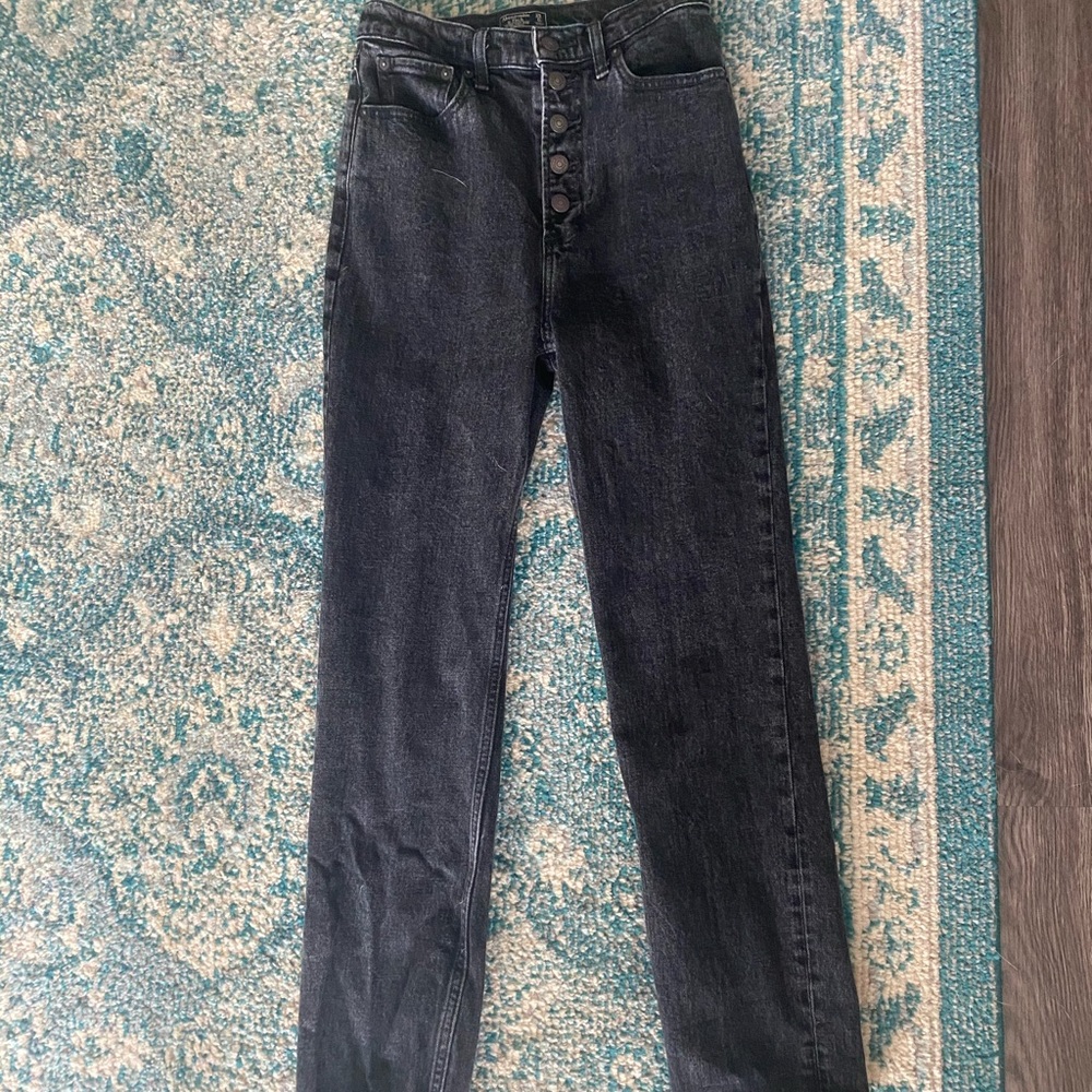 Abercrombie straight leg jeans: size 25